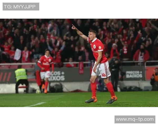 鲁本迪亚斯:从天才后卫到球队核心的华丽蜕变之路 鲁本迪亚斯:从天才后卫到球队核心的华丽蜕变之路