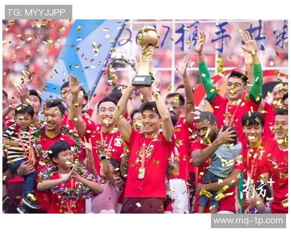 同曦队与上海队激战正酣赛场精彩瞬间回顾与分析