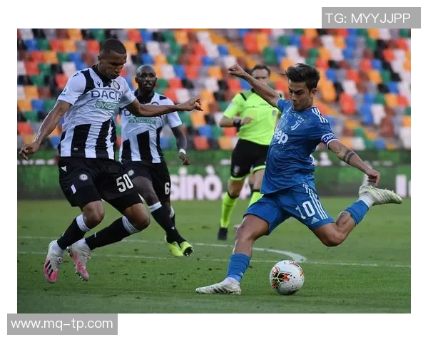 布雷西亚主场迎战莱切双方争夺意甲保级关键战役