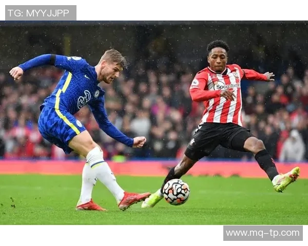 深入分析BLG战队的进攻策略与战术特点探讨