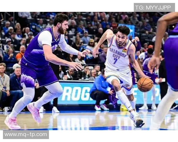 雷霆与爵士本赛季对决回顾及精彩瞬间分析